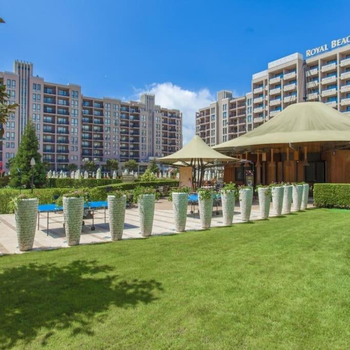 Cozy Apartment In Barcelo Royal Beach Hotel ***** 阳光海滩 外观 照片